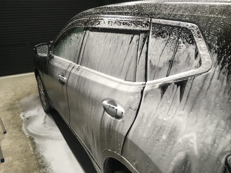 泡泡に洗車